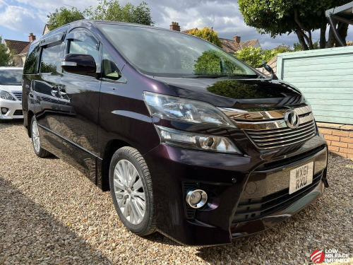 Toyota Vellfire  2.4Z G Edition Twin Sunroofs Full black leather