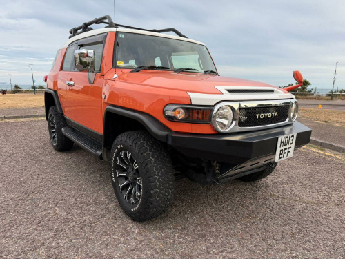 Toyota FJ Cruiser  4.0 4WD OFF ROAD PACK