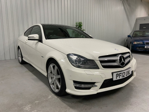 Mercedes-Benz C-Class C180 1.8 C180 BlueEfficiency AMG Sport