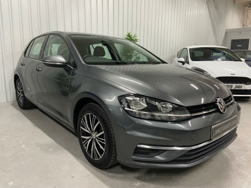 Volkswagen Golf 1.4 TSI SE Nav