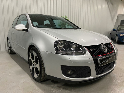 Volkswagen Golf GTi 2.0 TFSI