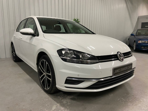 Volkswagen Golf  1.0 TSI BlueMotion Tech SE Nav