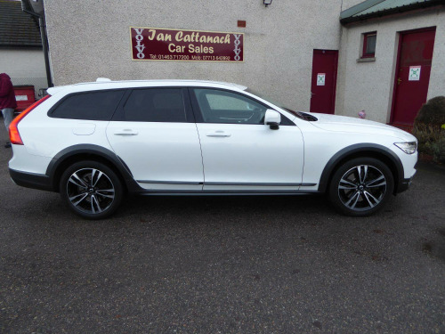 Volvo V90  2.0 Cross Country Plus T5 AWD