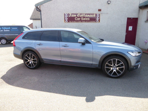 Volvo V90  2.0 Cross Country Plus D4 AWD