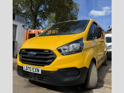 Ford Transit Custom  Combi Crew 2.0 340 EcoBlue Leader