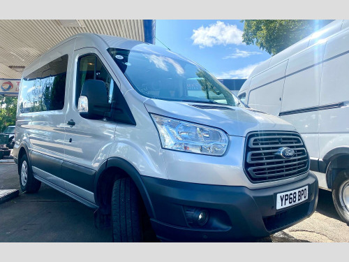 Ford Transit  2.2 TDCi 350 HDT Trend 12 SEATS