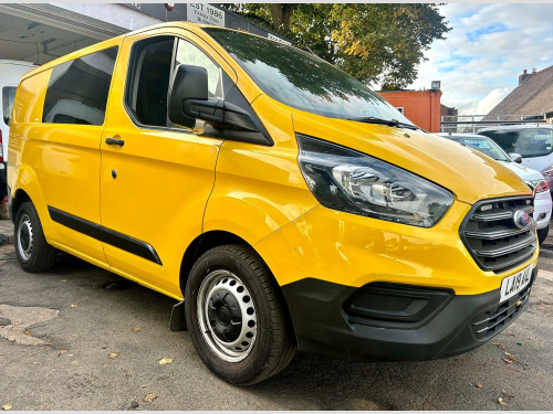 Ford Transit Custom  Combo Crew  6 Seats 2.0 340 EcoBlue  EX AA