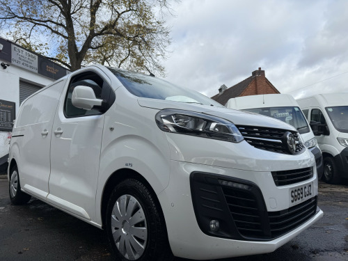 Vauxhall Vivaro  1.5 Turbo D 2700 Sportive
