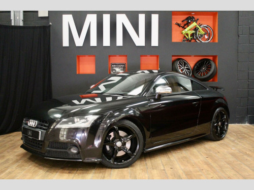 Audi TTS  2.0 TFSI Black Edition