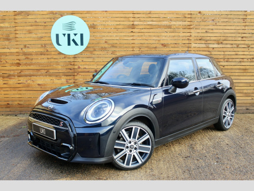 MINI Hatch  2.0 5-Door Hatch Cooper S Exclusive 
