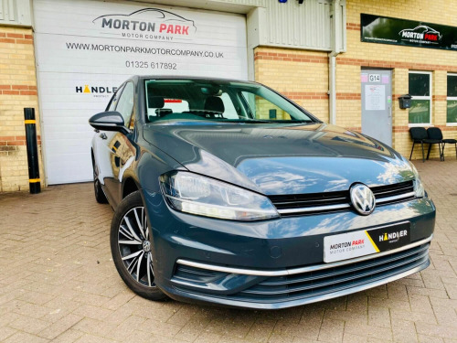 Volkswagen Golf  1.6 TDI SE Nav