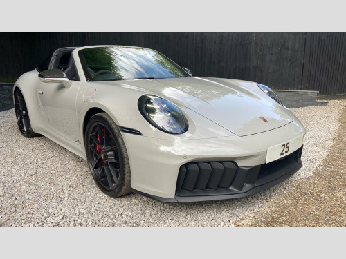 Porsche 911 3.6 T-Hybrid 992 4 GTS