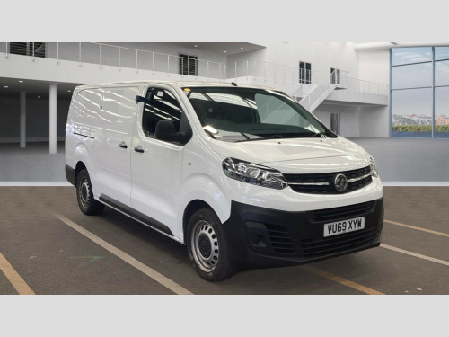 Vauxhall Vivaro  2.0 Turbo D 3100 Edition