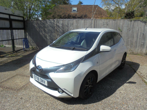 Toyota AYGO  1.0 VVT-i x-style SAT NAV