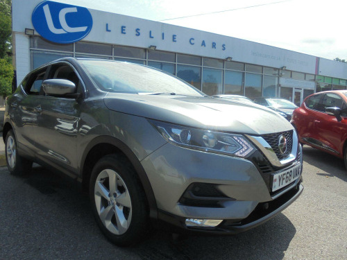 Nissan Qashqai  1.5 dCi Acenta MPV Front & Rear Parking Sensors