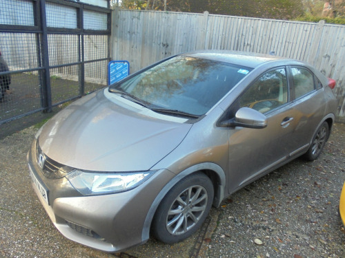 Honda Civic  1.8 i-VTEC PETROL ES SIX SPEED