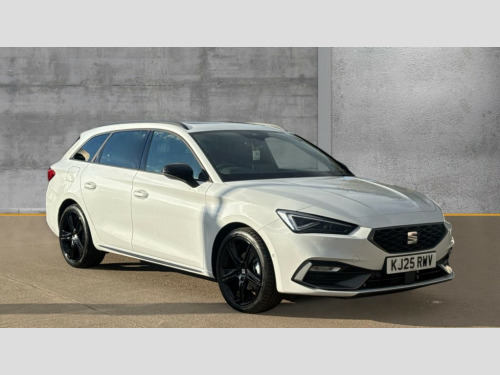 SEAT Leon  LEON 1.5 TSI 150 FR Black Edition 5dr [DAP]