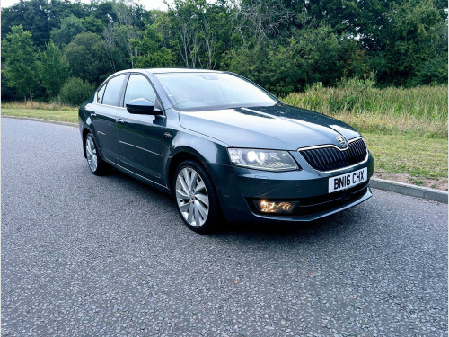Skoda Octavia  2.0 TDI Laurin & Klement
