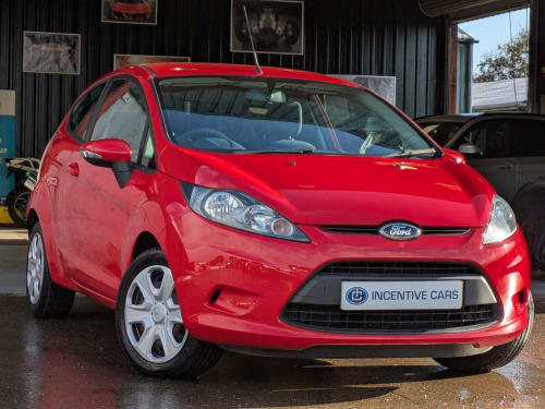 Ford Fiesta  1.3 Style 3dr manual. 3 OWNERS. LOW MILEAGE. 8 SERVICES RECORDED. RECENT TY