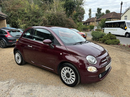 Fiat 500  1.2 LOUNGE LOW MILEAGE FULL SERVICE HISTORY REAR PARKING SENSORS
