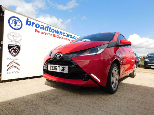 Toyota AYGO 1.0 VVT-i x-play