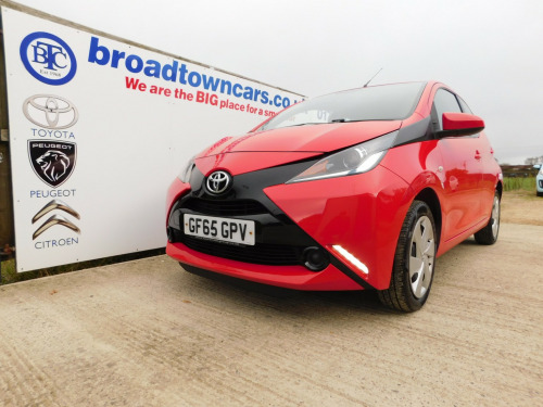 Toyota AYGO 1.0 VVT-i x-play