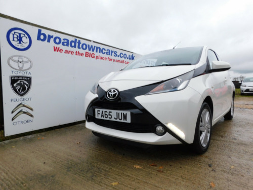Toyota AYGO  1.0 VVT-i x-pression 