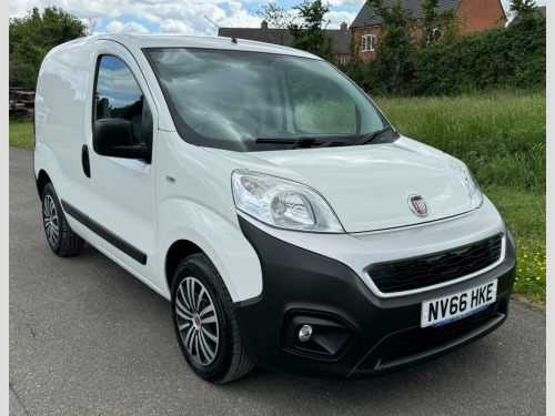 Fiat Fiorino  1.3 New Fiorino Cargo 1.3 Multijet Ii 80hp Sx