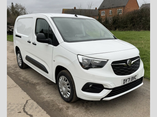 Vauxhall Combo  1.5 Turbo D 2300 Sportive 