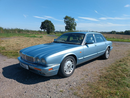 Jaguar XJ6  Sovereign LWB X330