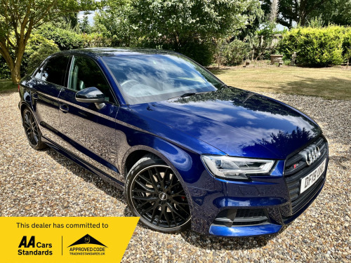 Audi S3  2.0 TFSI Black Edition