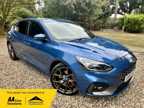 Ford Focus  2.3 T EcoBoost ST