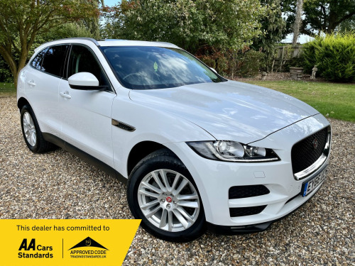 Jaguar F-PACE 2.0 D180 Portfolio