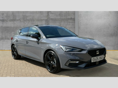 SEAT Leon  Seat Leon Hatchback 1.5 TSI 150 FR Black Edition 5dr [DAP]