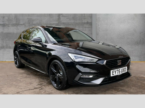 SEAT Leon  Seat Leon Hatchback 1.5 TSI 150 FR Black Edition 5dr [DAP] 