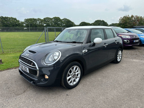 MINI Hatch  2.0 5-Door Hatch Cooper SD