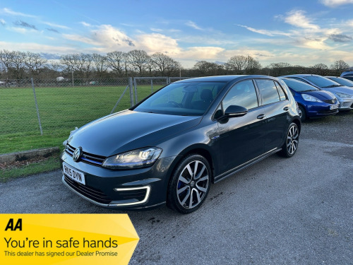 Volkswagen Golf  1.4 TSI GTE 