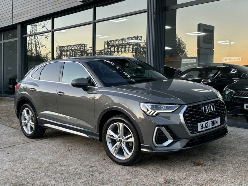 Audi Q3  1.5 TFSI CoD 35 S line