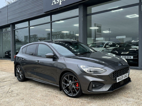 Ford Focus  2.3 T EcoBoost ST