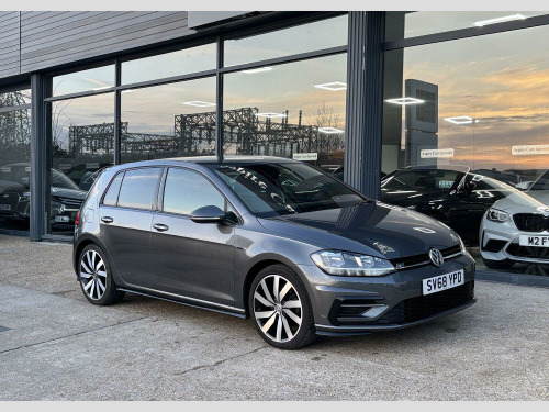 Volkswagen Golf  1.5 TSI EVO R-Line