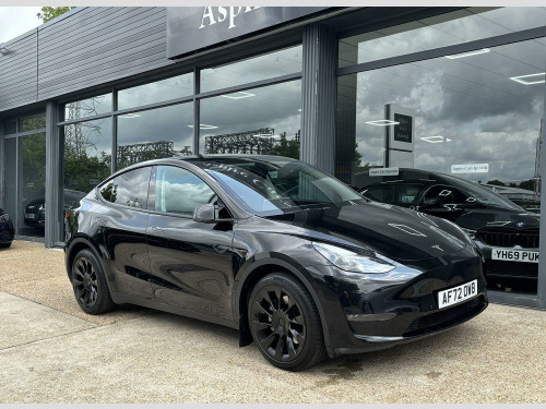 Tesla Model Y  (Dual Motor) Long Range