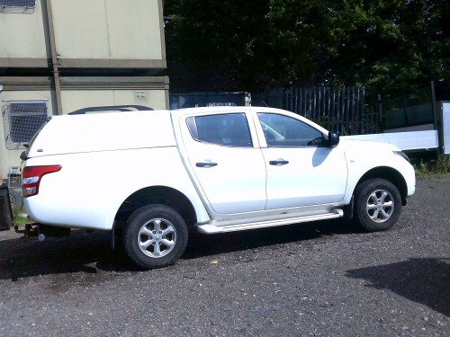 Mitsubishi L200  2.4 DI-D DC 4Life