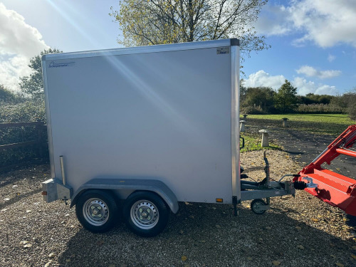 Ford Transit  Indespention Box Trailer TAV4 High