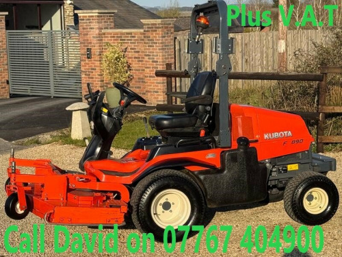 Kubota F3890  Out Front Ride On Mower