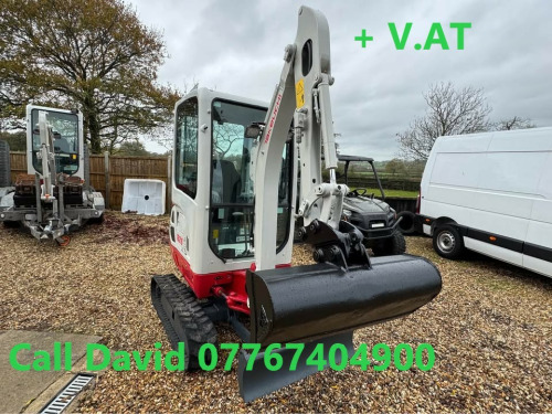 Ford Transit  Takeuchi TB216 Digger