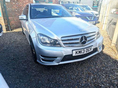 Mercedes-Benz C-Class C220 2.1 C220 CDI BlueEfficiency AMG Sport