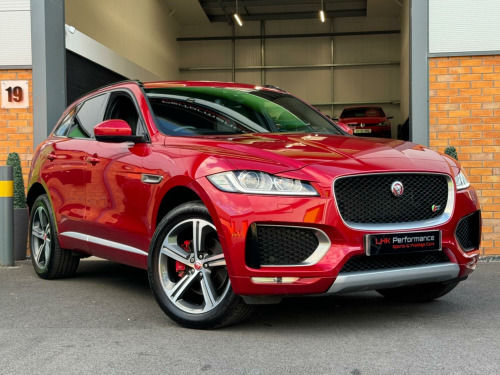 Jaguar F-PACE  3.0 V6 S