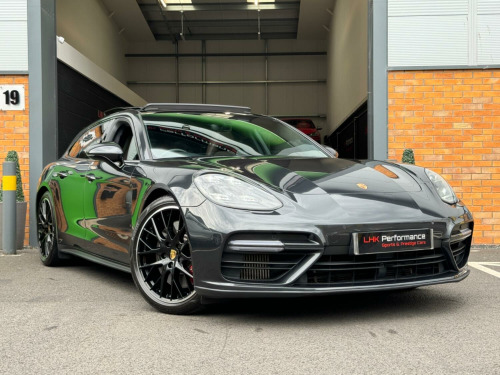 Porsche Panamera  4.0 T V8 Turbo