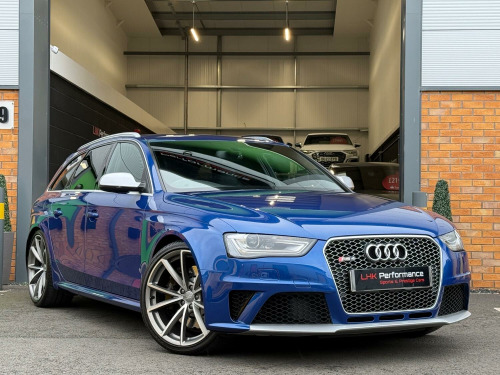 Audi RS4 Saloon  4.2 FSI V8 Estate 5dr Petrol S Tronic quattro Euro 5 (450 ps)