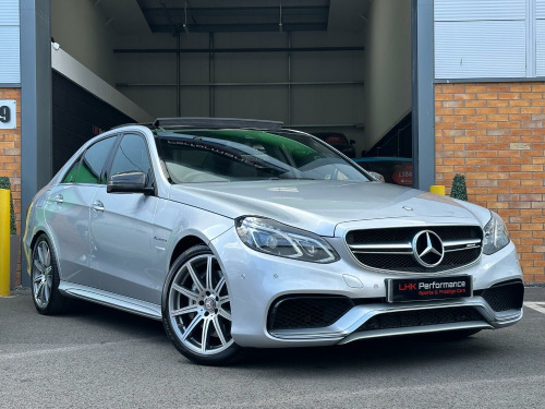 Mercedes-Benz E-Class  5.5 E63 V8 BiTurbo AMG Saloon 4dr Petrol SpdS MCT Euro 6 (s/s) (557 ps)